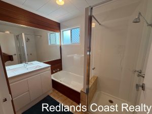 tbarclay_86_439-Macleay-Island-2025-09-10-222438-8
