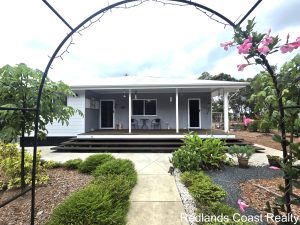 tbarclay_86_563-Macleay-Island-2025-12-18-000049-5