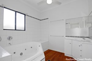 tbarclay_86_474-Macleay-Island-2026-03-18-005532-5