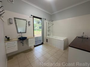 tbarclay_86_654-Macleay-Island-2026-03-10-032711-6