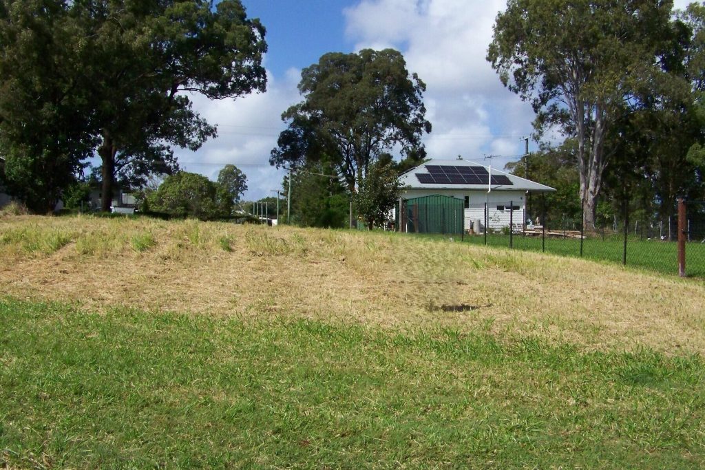 10 Crest Haven, Lamb Island, QLD 4184