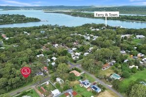74 High Central Road, Macleay Island, QLD 4184