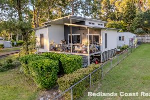 2 Melaleuca Dr, Lamb Island, QLD 4184
