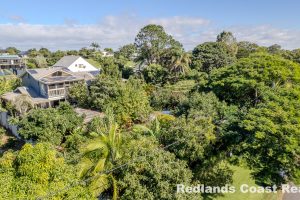 8 Laurel Street, Russell Island, QLD 4184