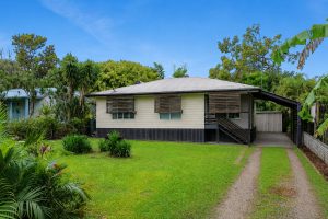 26 Rhodes Street, Macleay Island, QLD 4184