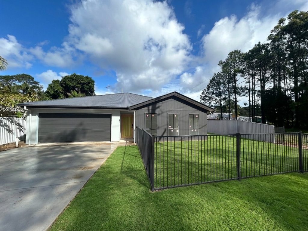 84 Kings Road, Russell Island, QLD 4184