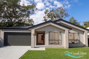 171 Centre Road, Russell Island, QLD 4184