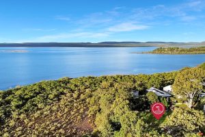 4 Island Outlook, Macleay Island, QLD 4184
