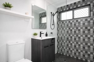 bathroom_9345-6a15473ff08c6