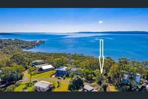 32 Blue Waters Crescent, Macleay Island, QLD 4184