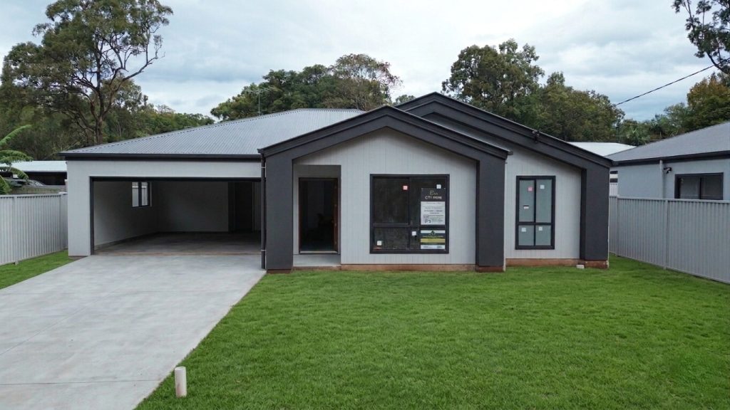 6 Yara Street, Russell Island, QLD 4184