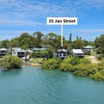 35 Jan Street, Macleay Island, QLD 4184