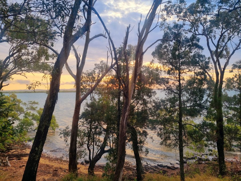 9 Coast Rd, Macleay Island, QLD 4184