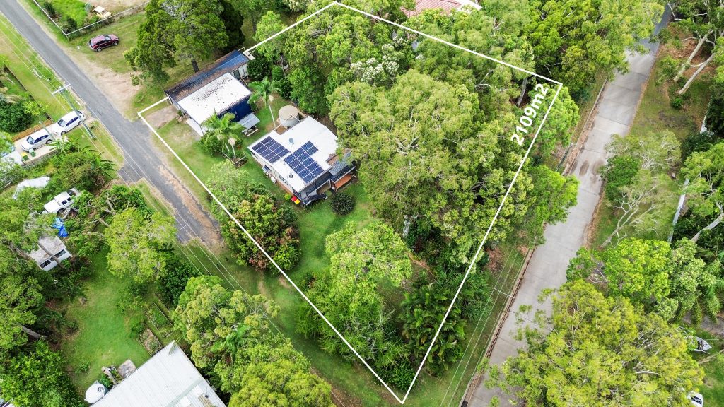 46-48 Coondooroopa Dr, Macleay Island, QLD 4184