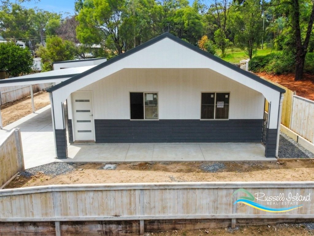 115 Highland Ridge Road, Russell Island, QLD 4184