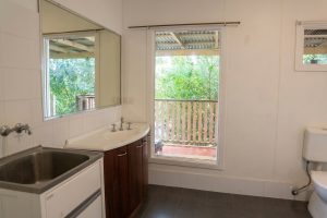 bathroom_4726-6a2a450874805