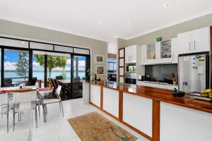 Kitchen_Waterviews_1355-6a37ccdc1ac15