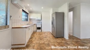 virtual_staged_kitchen_9756-6a3d1ce9206a7