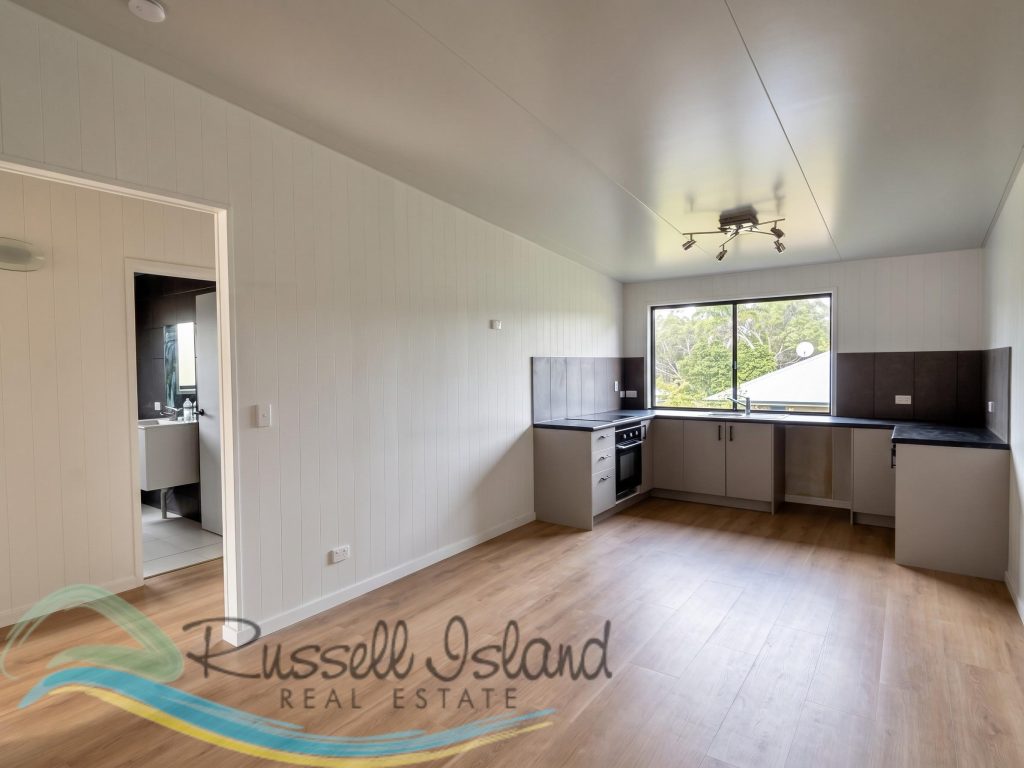 39 Cowderoy Drive, Russell Island, QLD 4184