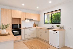 Lounge_and_Dining_3_9754-6a5190d19a6ea