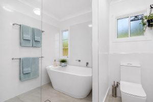bath_3_3208-6a55e5b215fab