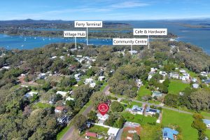65 High Central Road, Macleay Island, QLD 4184
