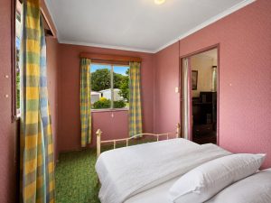 Bedroom_1_3352-6a5dab73ea855