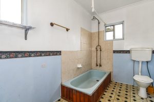 Bathroom_3351-6a5dab740a766
