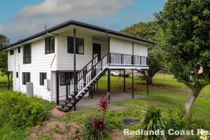 14 Melaleuca Drive, Lamb Island, QLD 4184