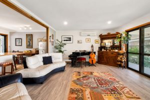 lounge2use_5143-6a8648f187874