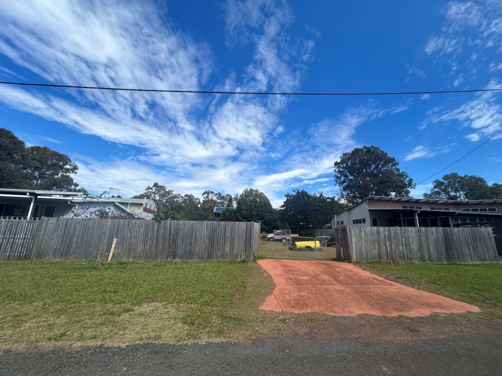 3 Thomas Street, Macleay Island, QLD 4184