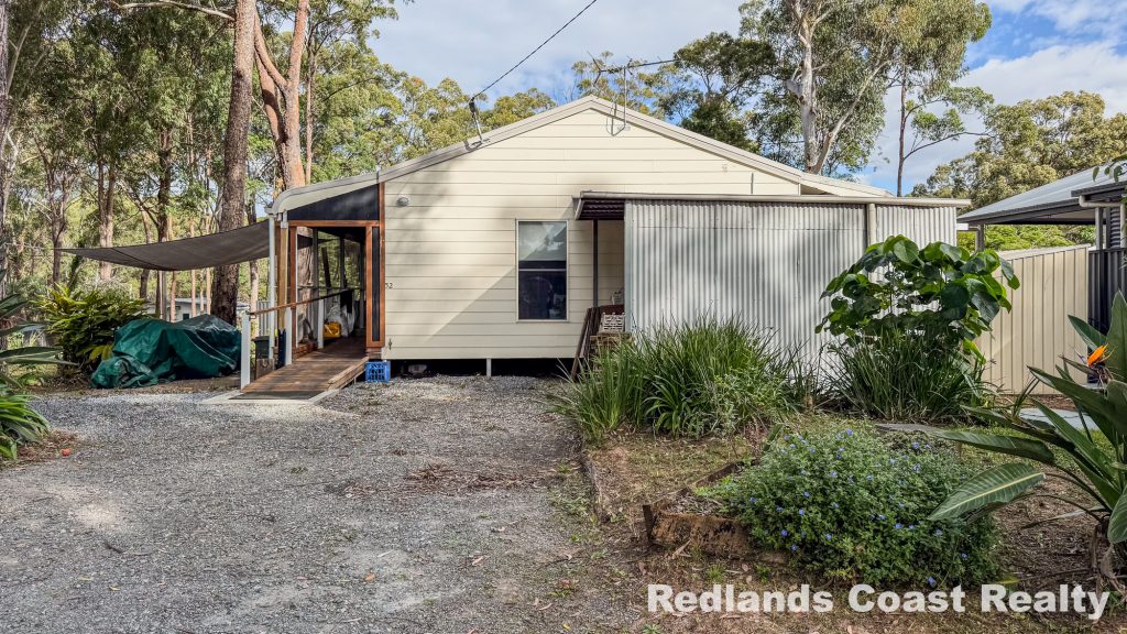 52 Harvey Street, Russell Island, QLD 4184