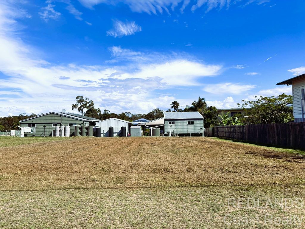 18 Bay Drive, Russell Island, QLD 4184