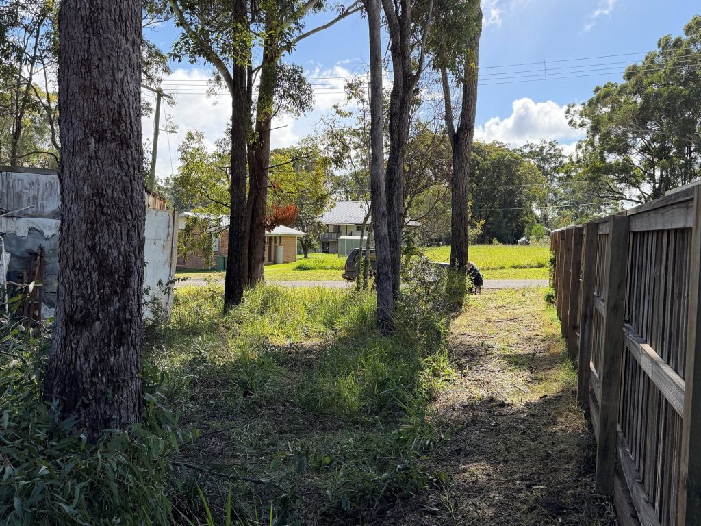 24 Pia Street, Russell Island, QLD 4184