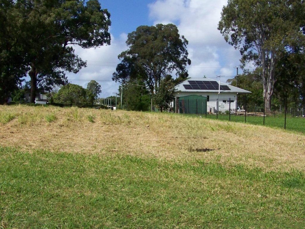 10 Crest Haven, Lamb Island, QLD 4184