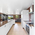39 Halcyon Street, Lamb Island, QLD 4184