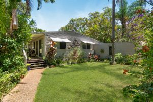 3 Paula Parade, Lamb Island, QLD 4184