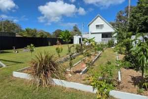 23 Hamilton Parade, Macleay Island, QLD 4184