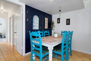 dining_5596-6aa7b70bb78e0