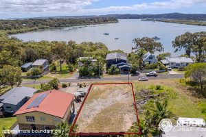 21 Schooner St, Russell Island, QLD 4184