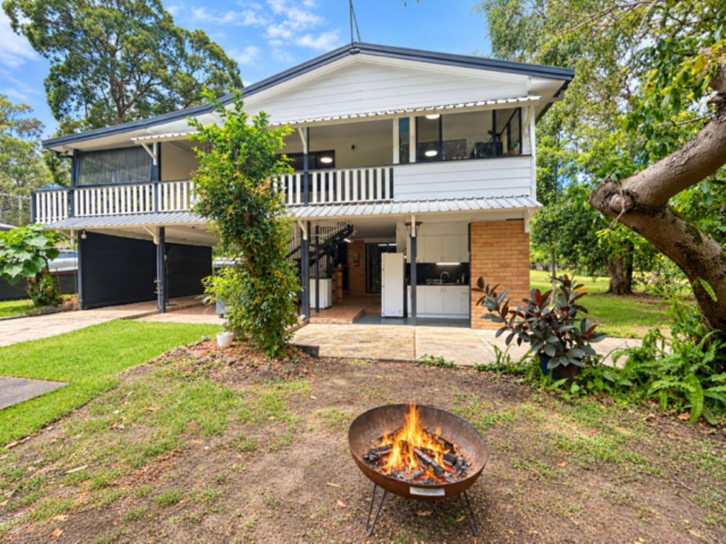 7 Noogie Street, Macleay Island, QLD 4184